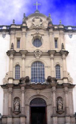 Baslica do Carmo, vista externa