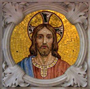 altar lateral: mosaico de Cristo