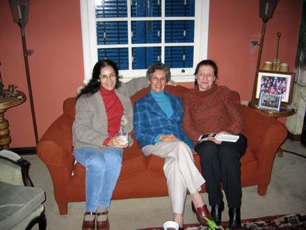 Mrcia, Nazareth e Fernanda / confraternizao - casa da Isabel, junho 2004