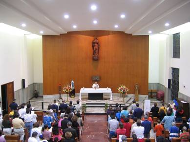 Missa Dia das Mães - Capela do Colégio Maria Imaculada